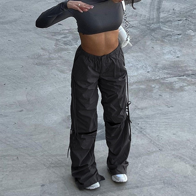 pantalones de mezclilla de mujer con botones y cintura baja